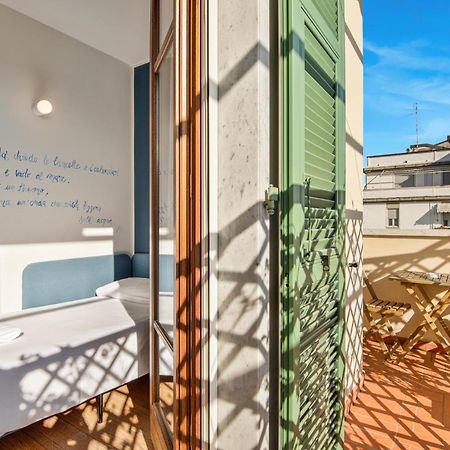 Accogliente Camera Singola Con Balcone A 500 Mt Dal Mare Marina Di Carrara Exterior photo