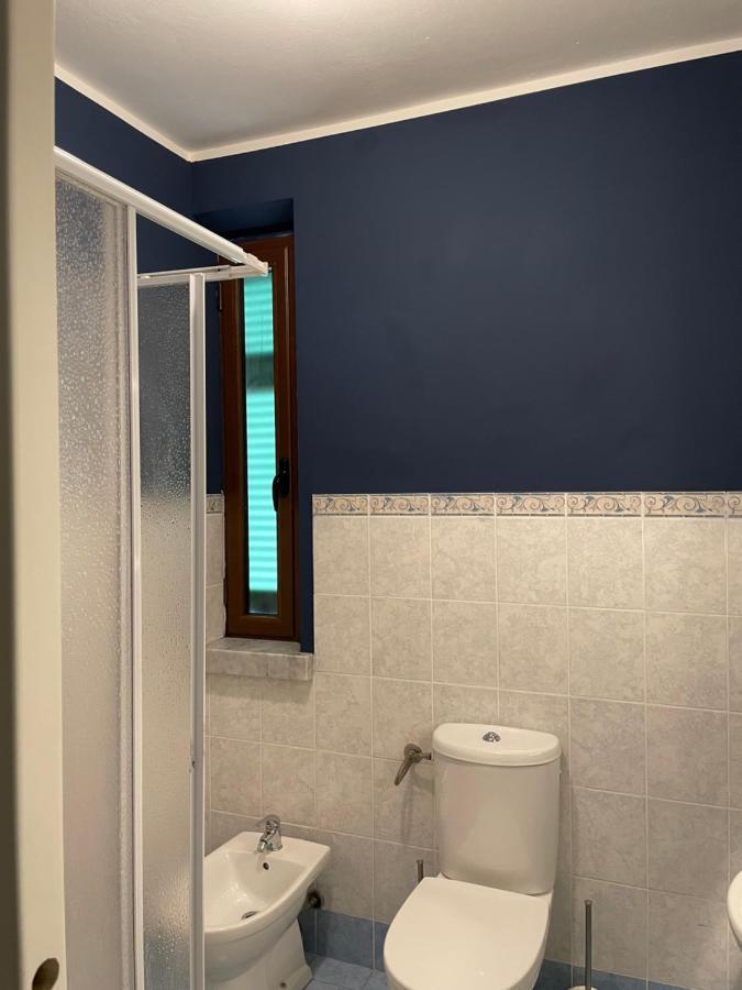 Accogliente Camera Singola Con Balcone A 500 Mt Dal Mare Marina Di Carrara Exterior photo